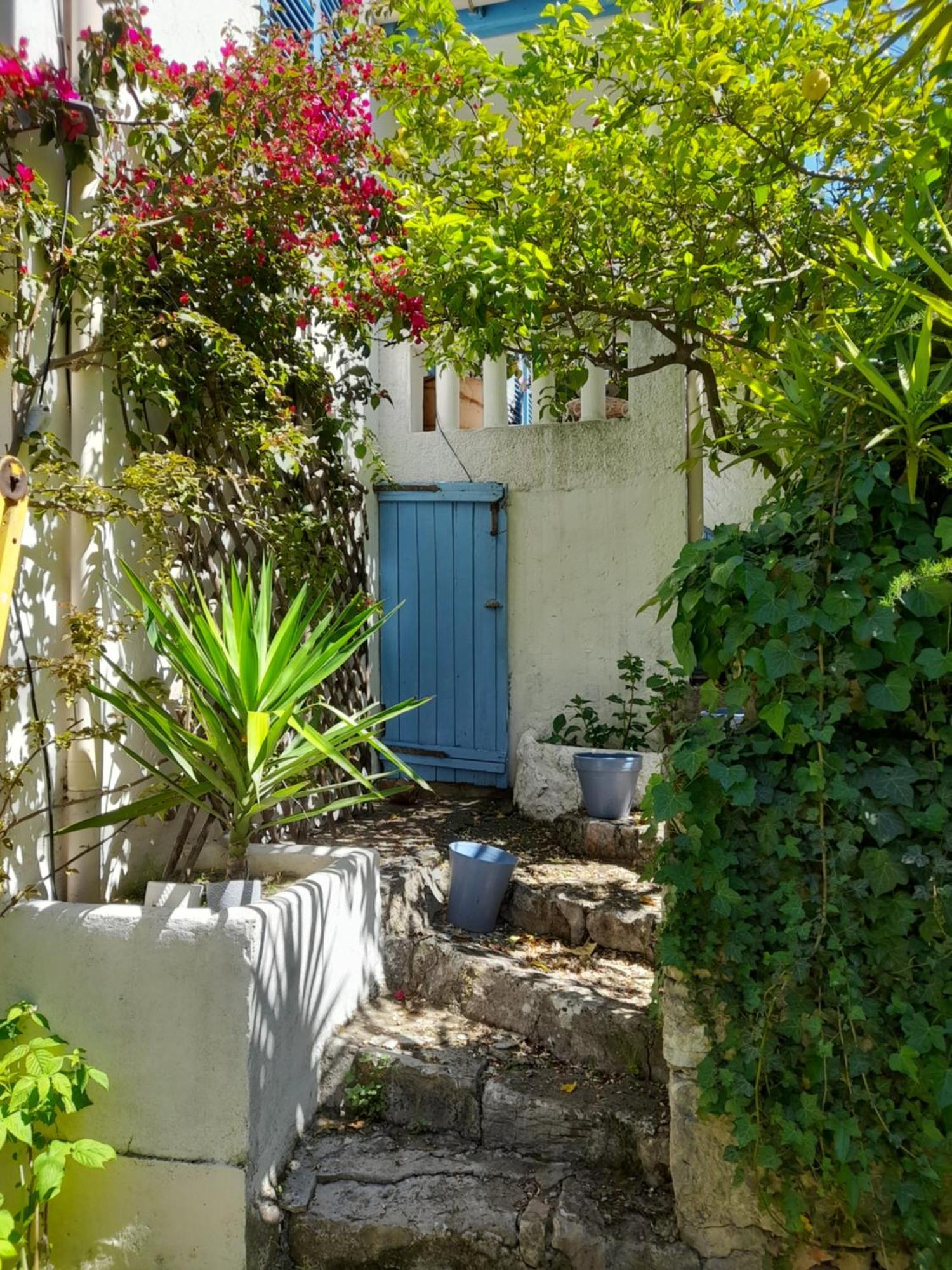 Au Fil De L Eau Villa Cannes Exterior photo